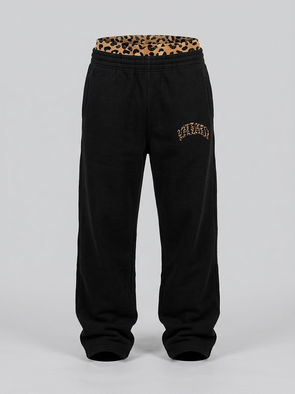 NUVORI set black — joggers only, front packshot